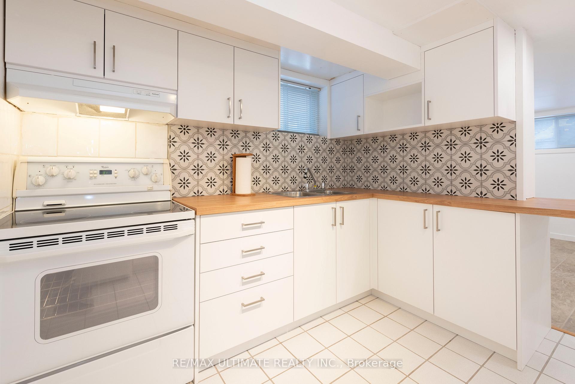 Photo 17 of 7 Joanith Lower Drive, Toronto, O'Connor-Parkview — HOMEH