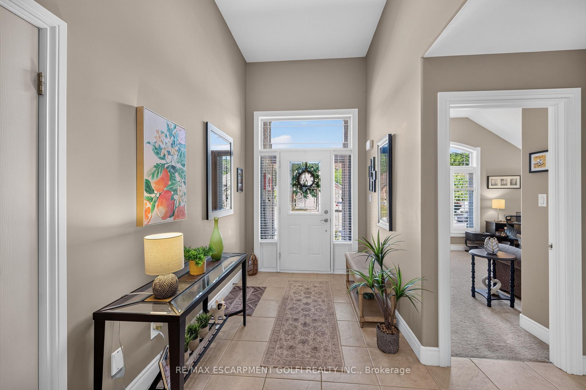 Photo 4 of 108 Willowdale Crescent, Norfolk, Port Dover — HOMEH