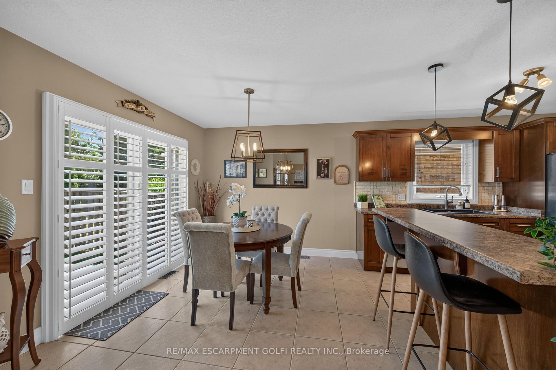 Photo 8 of 108 Willowdale Crescent, Norfolk, Port Dover — HOMEH