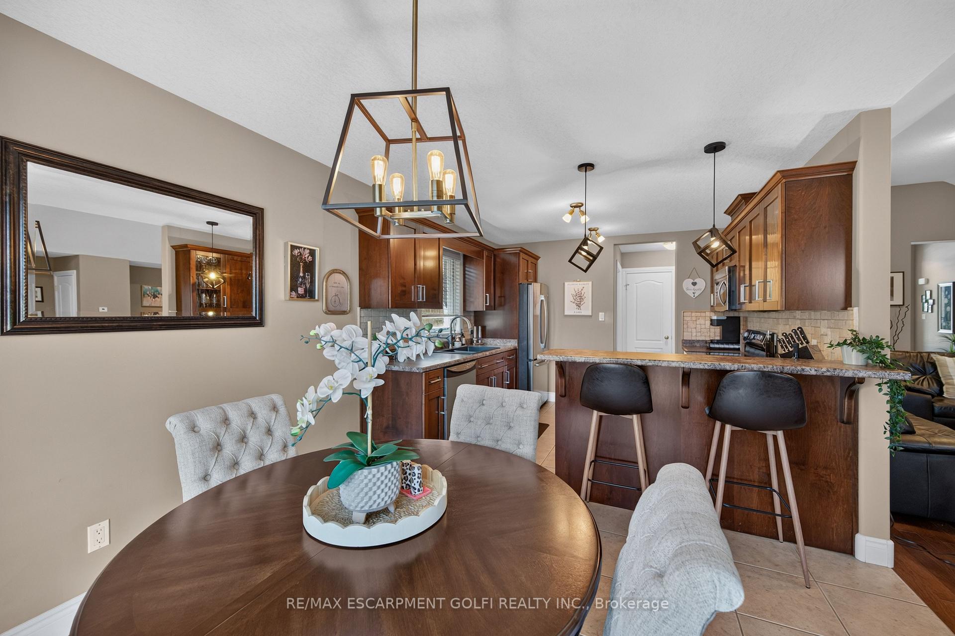 Photo 9 of 108 Willowdale Crescent, Norfolk, Port Dover — HOMEH