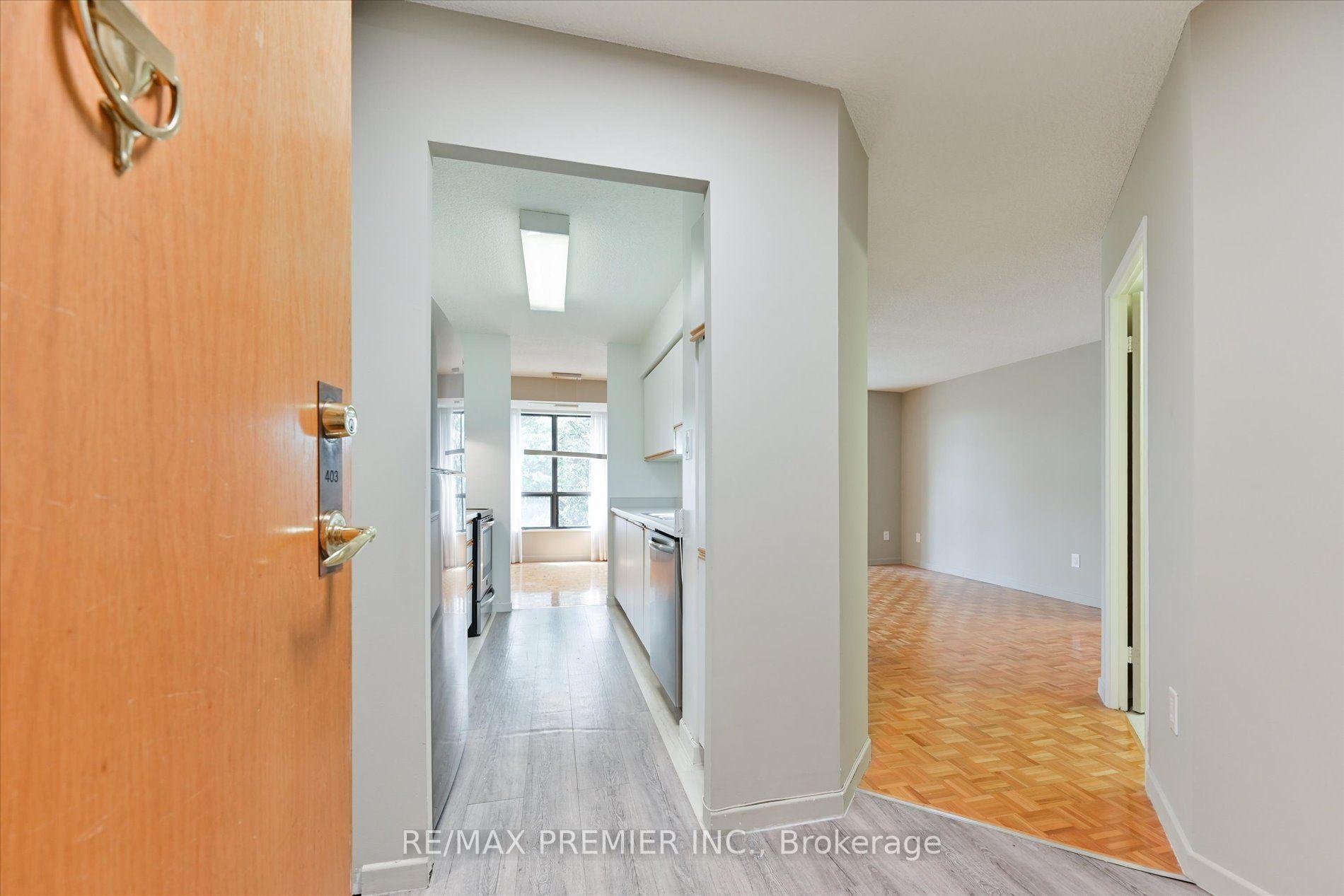 Photo 5 of Unit 403, 3734 St Clair Avenue E, Scarborough, Cliffcrest — HOMEH