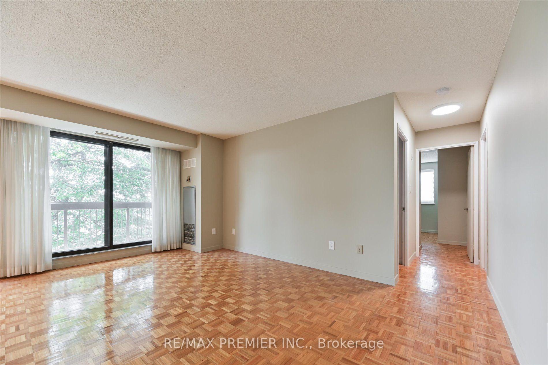 Photo 7 of Unit 403, 3734 St Clair Avenue E, Scarborough, Cliffcrest — HOMEH