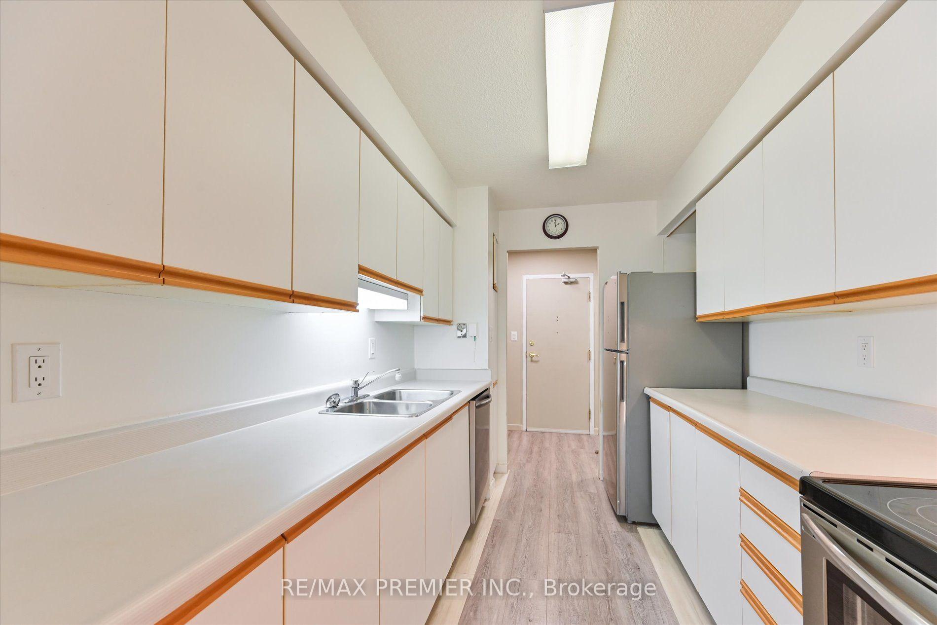 Photo 12 of Unit 403, 3734 St Clair Avenue E, Scarborough, Cliffcrest — HOMEH