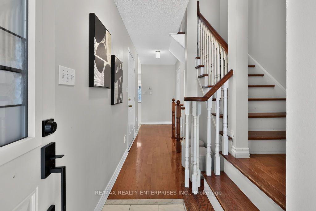 Photo 8 of Unit 115, 455 Apache Court, Mississauga, Hurontario — HOMEH