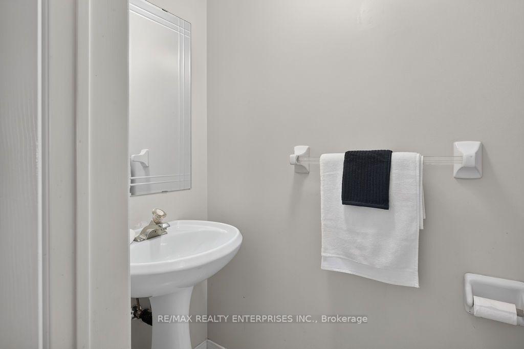 Photo 10 of Unit 115, 455 Apache Court, Mississauga, Hurontario — HOMEH