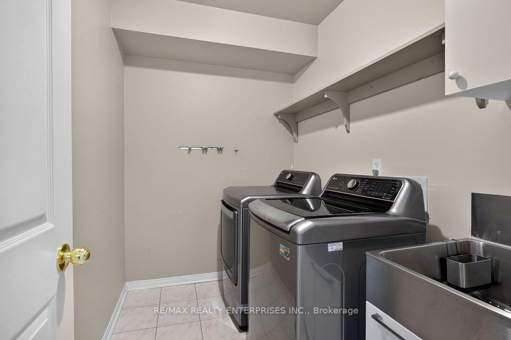 Photo 23 of Unit 115, 455 Apache Court, Mississauga, Hurontario — HOMEH