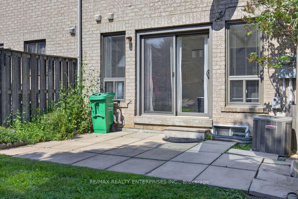 Photo 43 of Unit 115, 455 Apache Court, Mississauga, Hurontario — HOMEH