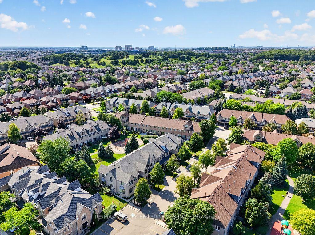 Photo 49 of Unit 115, 455 Apache Court, Mississauga, Hurontario — HOMEH