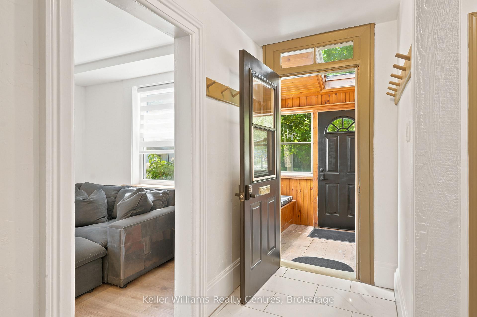 Photo 7 of 96 Charles Street, Stratford — HOMEH