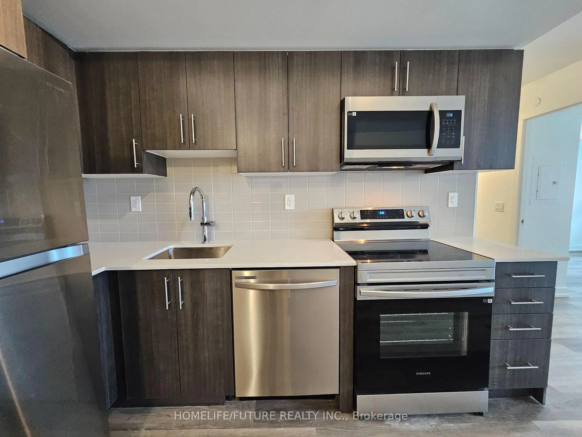 Photo 6 of Unit 1805, 1435 Celebration Drive, Pickering, Bay Ridges — HOMEH