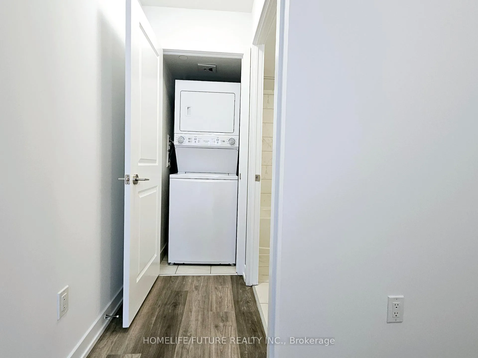 Photo 14 of Unit 1805, 1435 Celebration Drive, Pickering, Bay Ridges — HOMEH