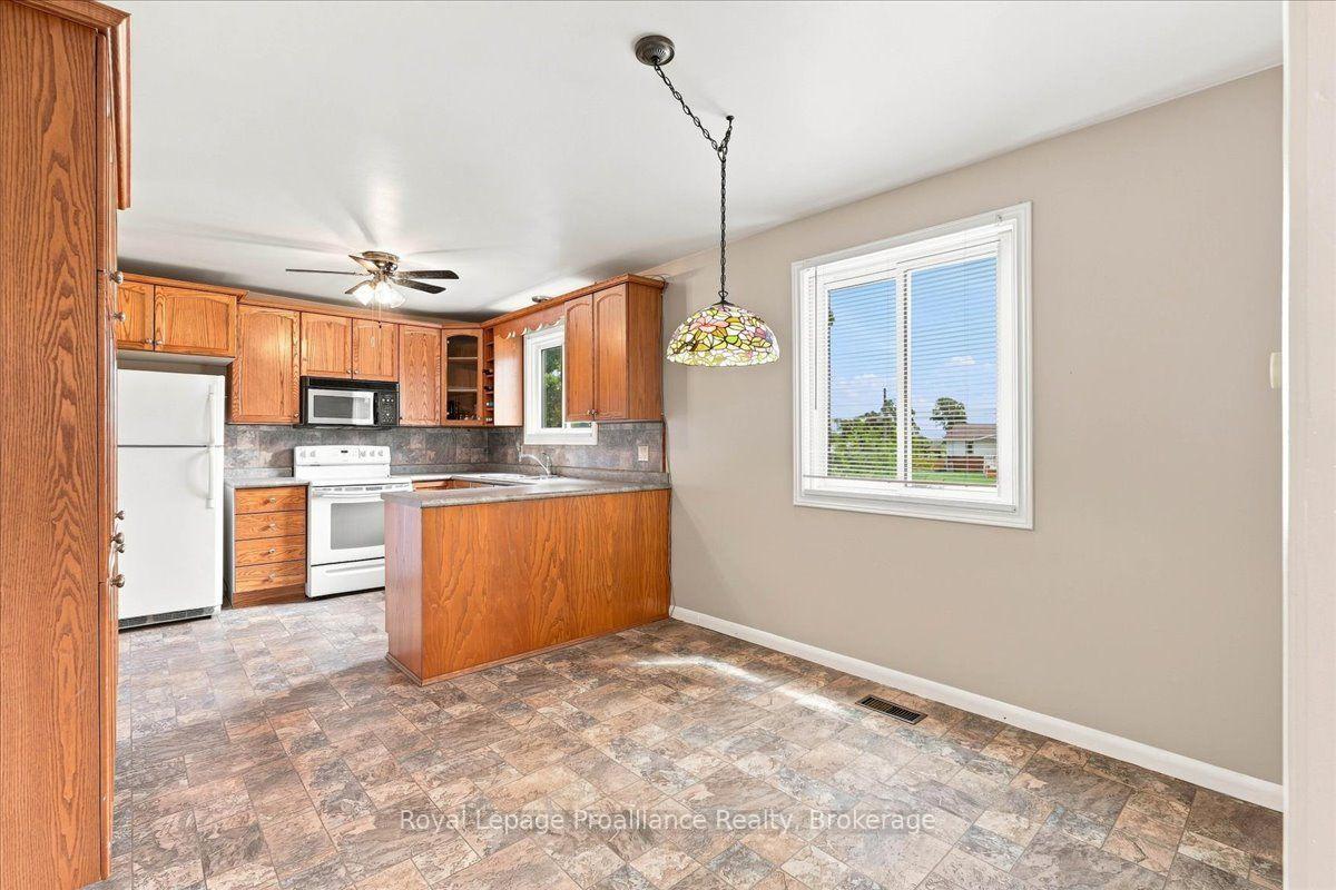 Photo 9 of 505 County Road 8, Greater Napanee, Greater Napanee — HOMEH