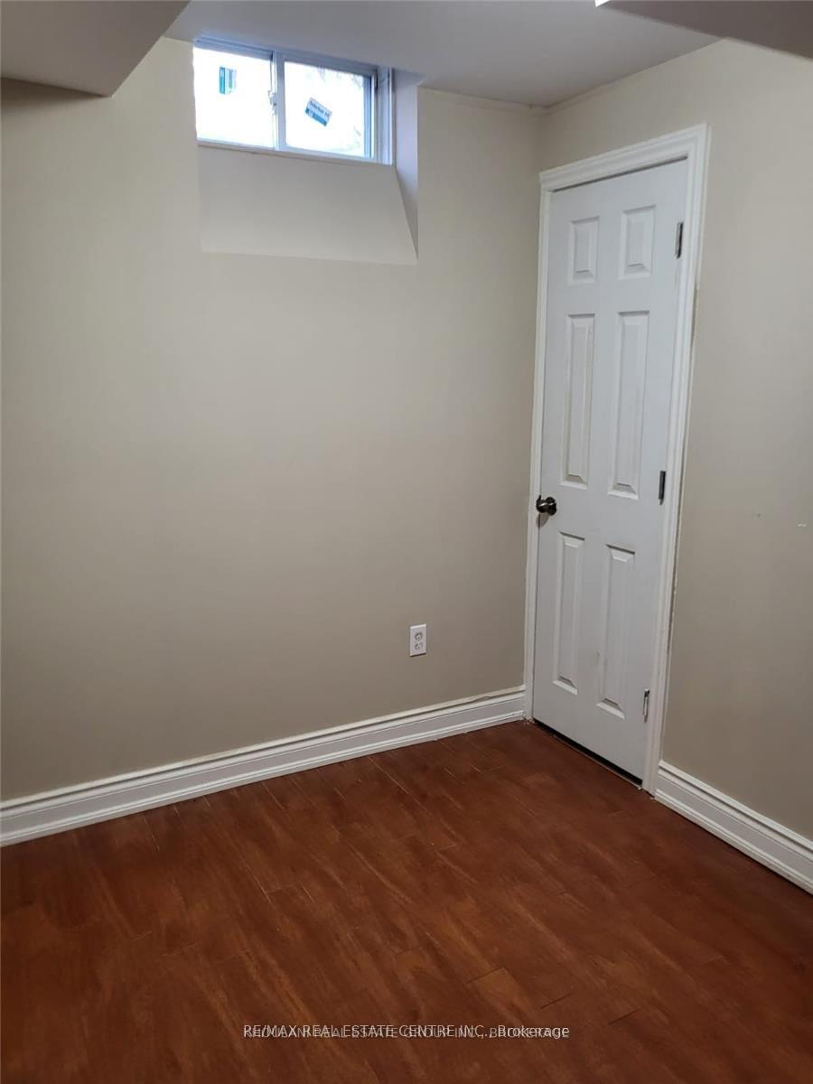 Photo 10 of 3283 Tacc(basement) Drive, Mississauga, Churchill Meadows — HOMEH