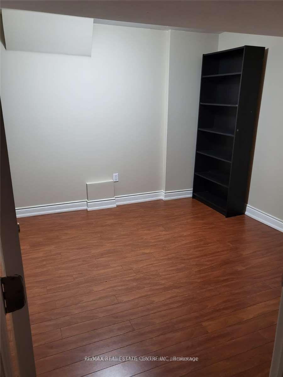 Photo 11 of 3283 Tacc(basement) Drive, Mississauga, Churchill Meadows — HOMEH