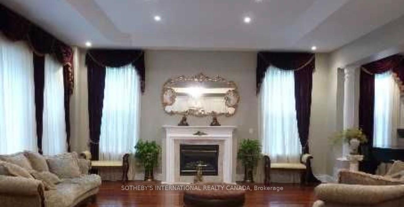 Photo 2 of 5 Helen Avenue, Vaughan, Uplands — HOMEH