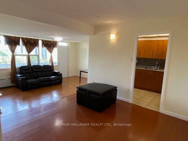 Photo 5 of Unit 907, 20 Forest Manor Road, North York, Henry Farm — HOMEH