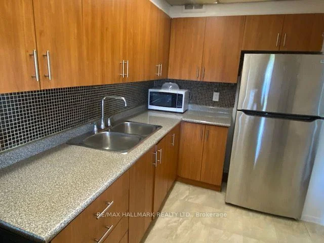 Photo 8 of Unit 907, 20 Forest Manor Road, North York, Henry Farm — HOMEH