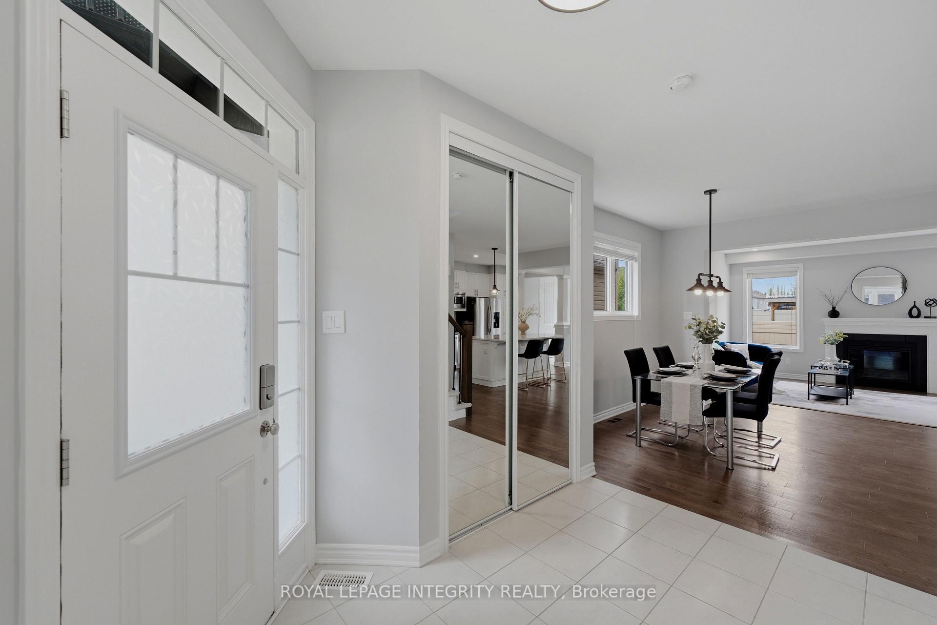 Photo 5 of 337 Meadowbreeze Drive, Ottawa, Kanata - Emerald Meadows/Trailwest — HOMEH