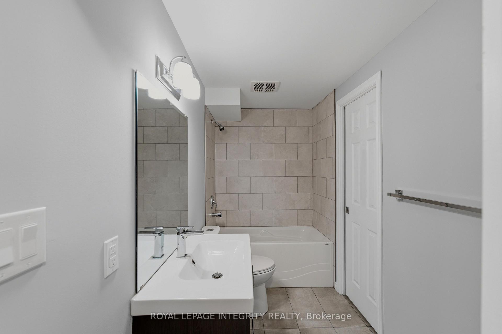 Photo 37 of 337 Meadowbreeze Drive, Ottawa, Kanata - Emerald Meadows/Trailwest — HOMEH