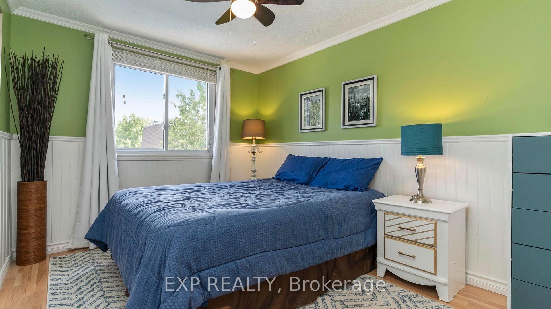 Photo 18 of 116 Glenroy Crescent, London, South T — HOMEH
