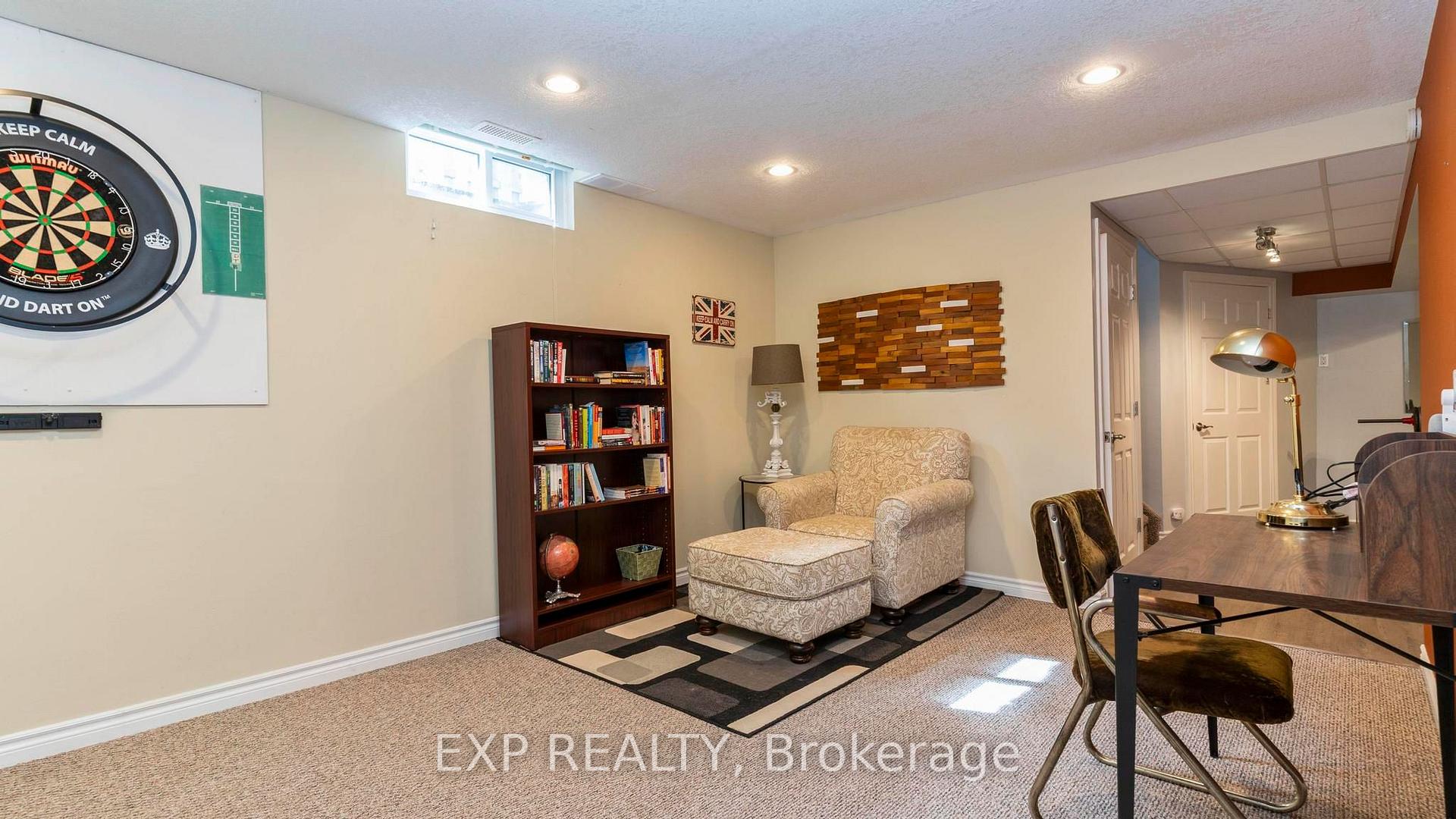 Photo 27 of 116 Glenroy Crescent, London, South T — HOMEH