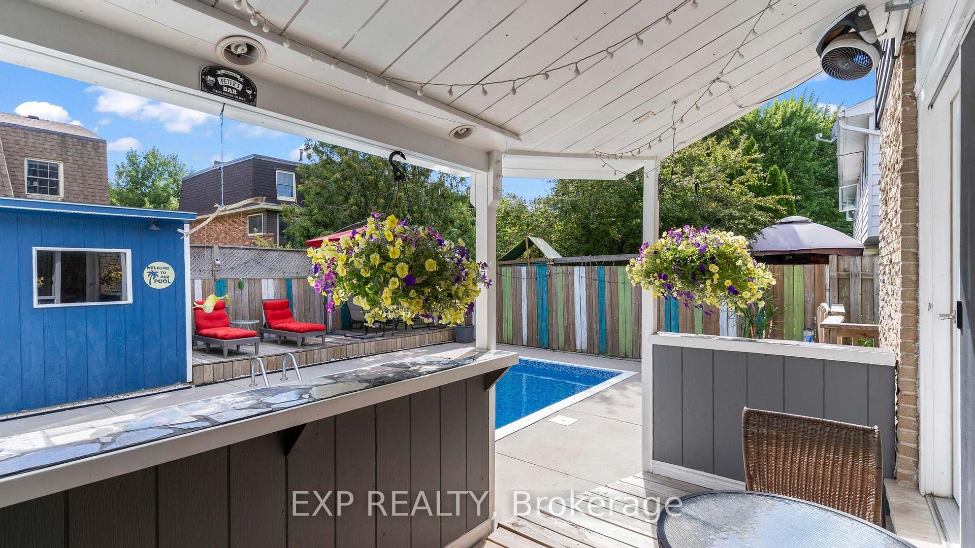 Photo 30 of 116 Glenroy Crescent, London, South T — HOMEH