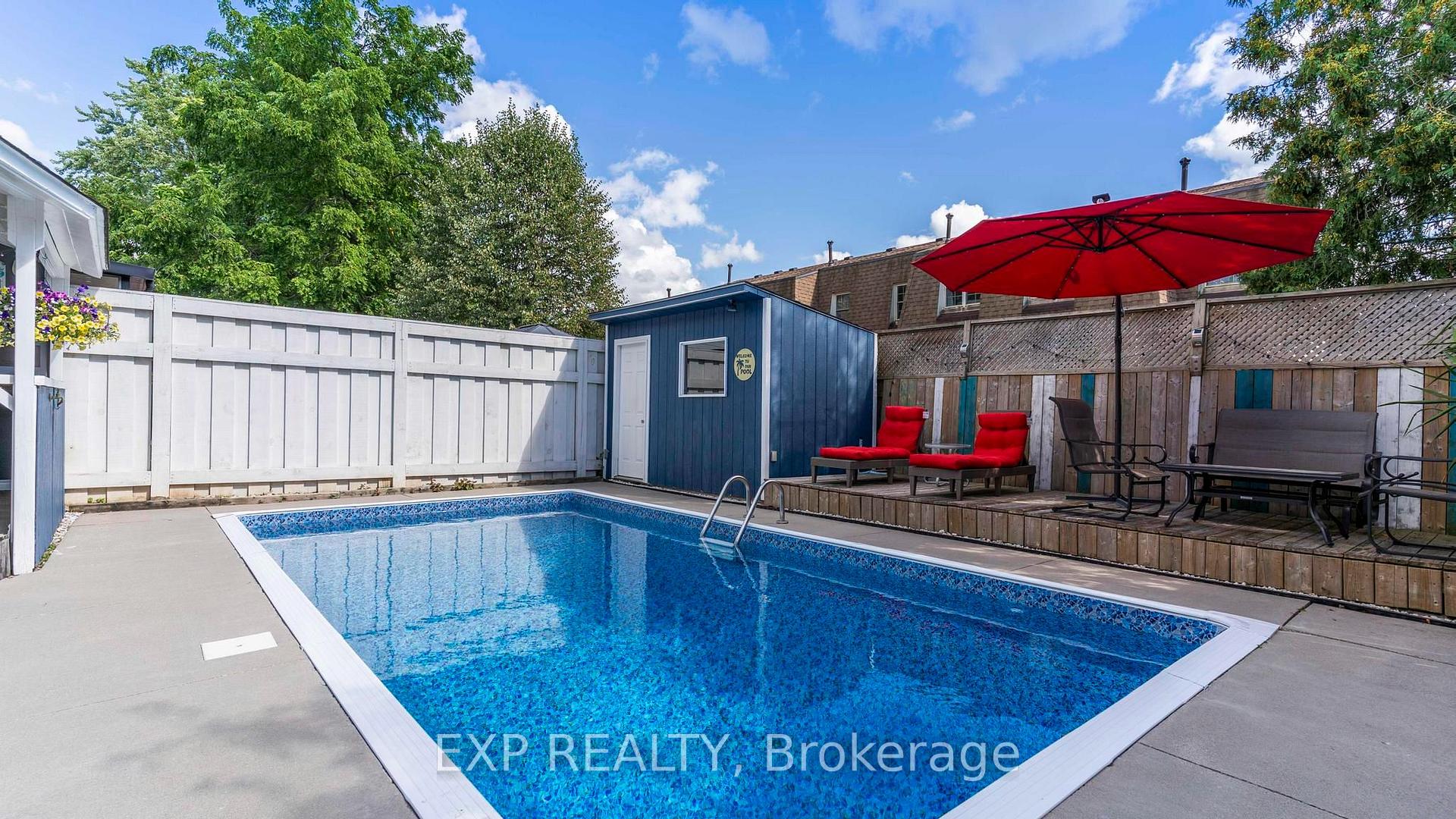 Photo 31 of 116 Glenroy Crescent, London, South T — HOMEH