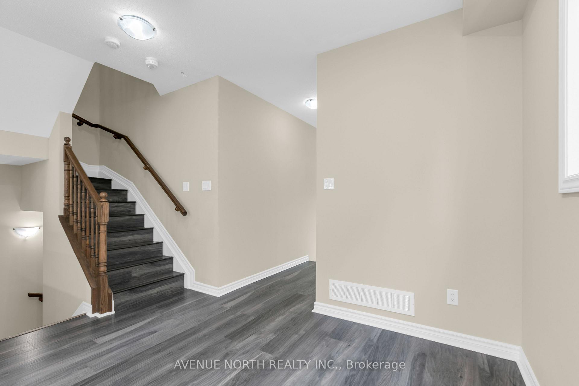 Photo 18 of 940 Kilbirnie Drive, Ottawa, Barrhaven - Half Moon Bay — HOMEH