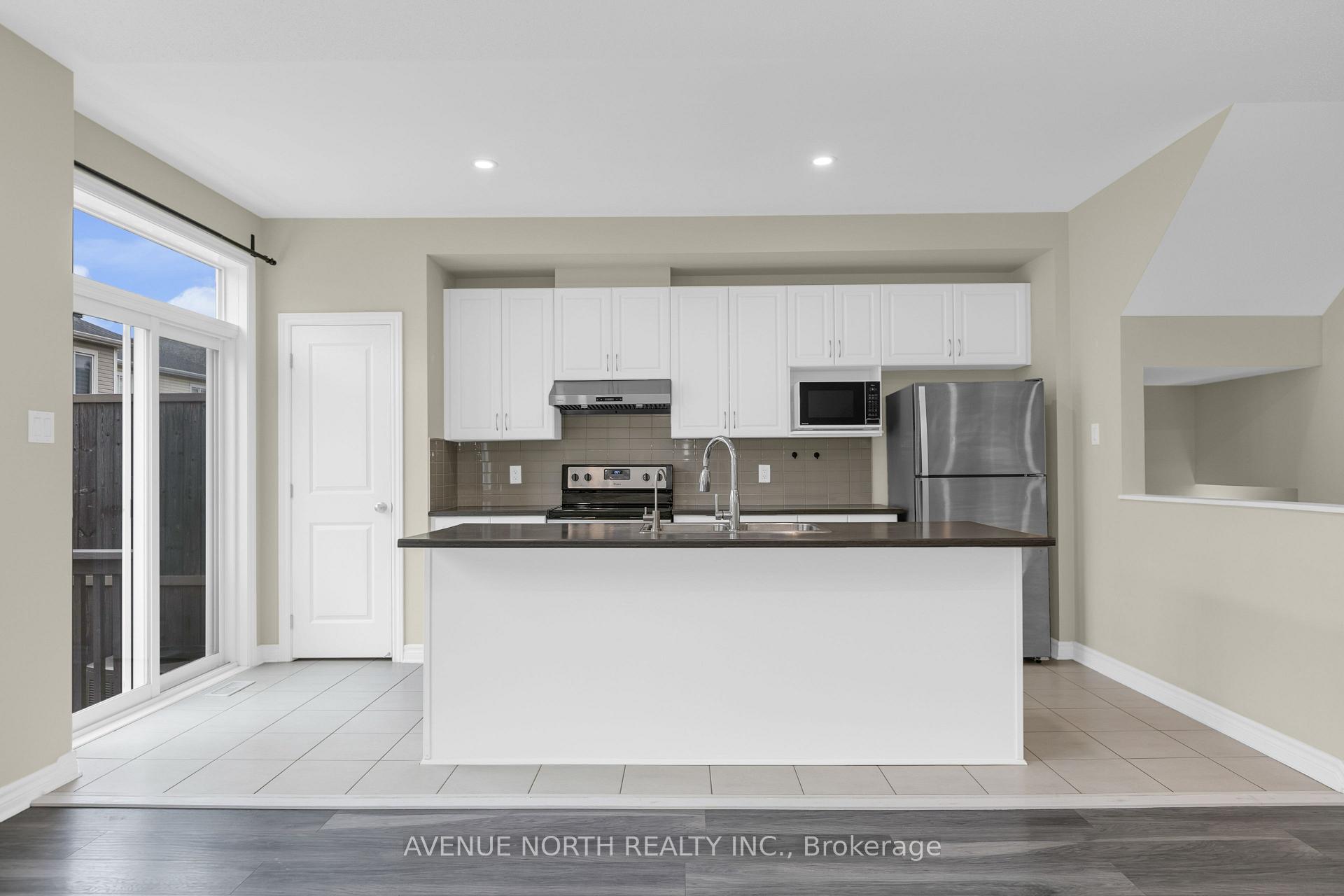 Photo 23 of 940 Kilbirnie Drive, Ottawa, Barrhaven - Half Moon Bay — HOMEH