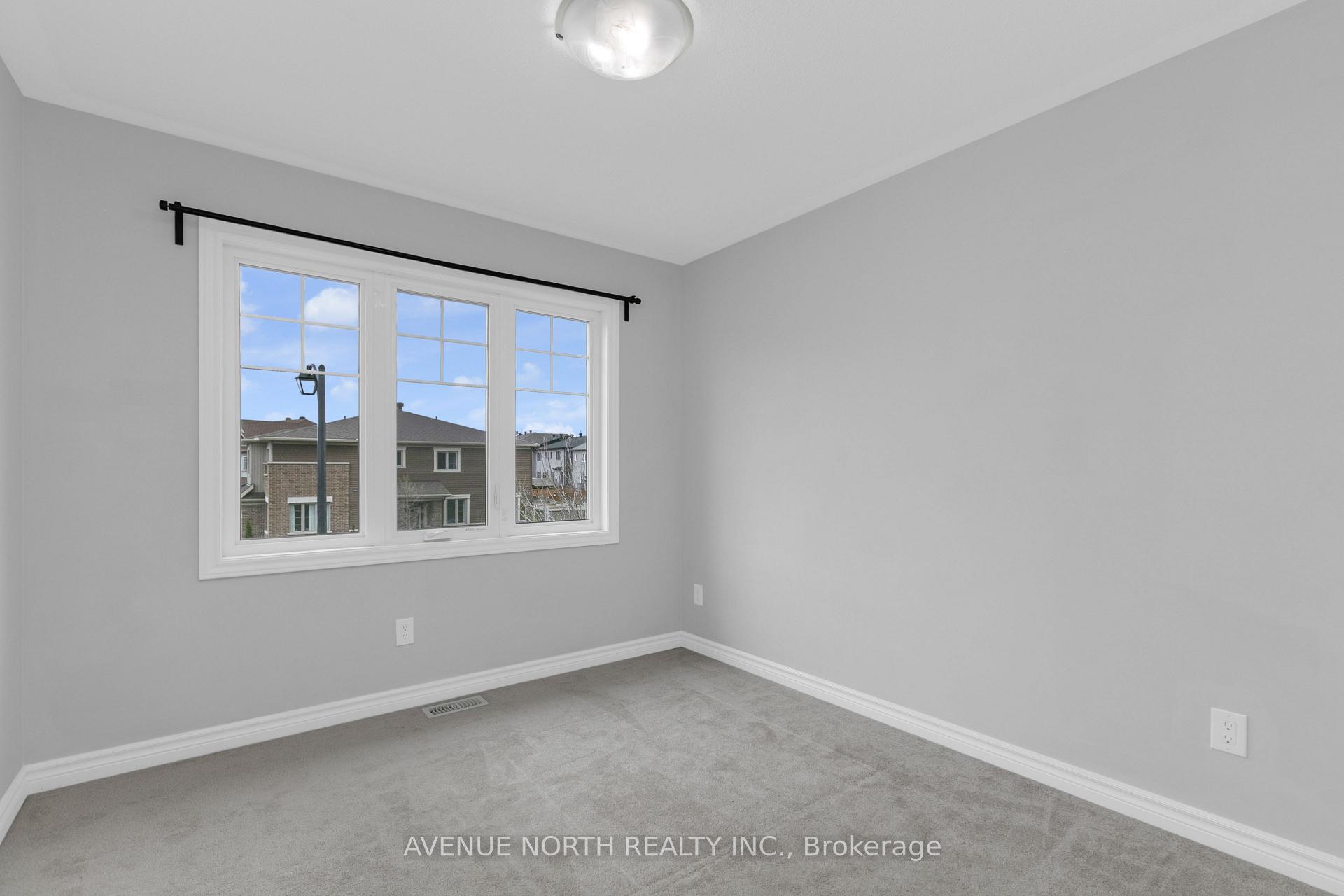 Photo 37 of 940 Kilbirnie Drive, Ottawa, Barrhaven - Half Moon Bay — HOMEH