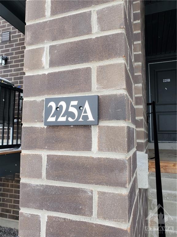 Photo 4 of Unit A, 225 Eldorado Private, Ottawa, Kanata - Morgan's Grant/South March — HOMEH