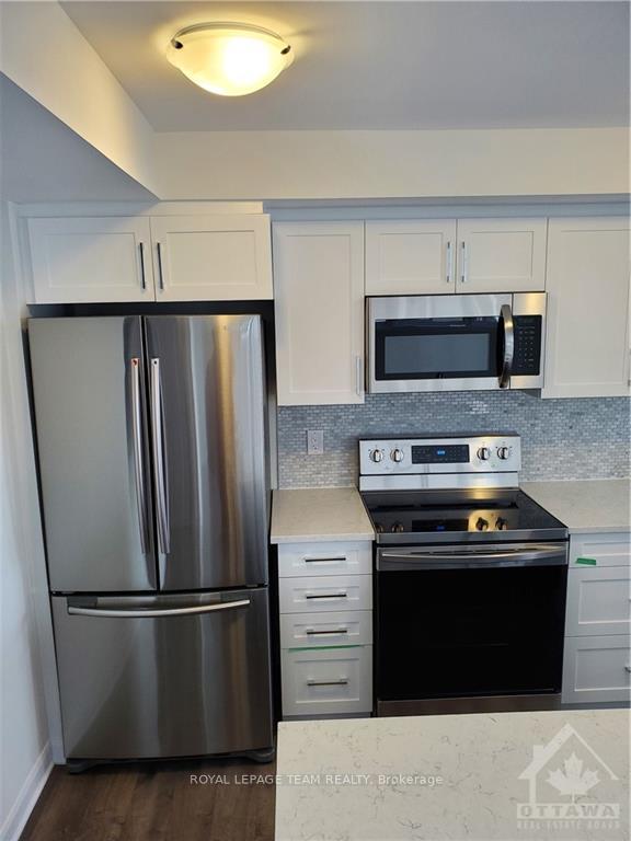 Photo 8 of Unit A, 225 Eldorado Private, Ottawa, Kanata - Morgan's Grant/South March — HOMEH