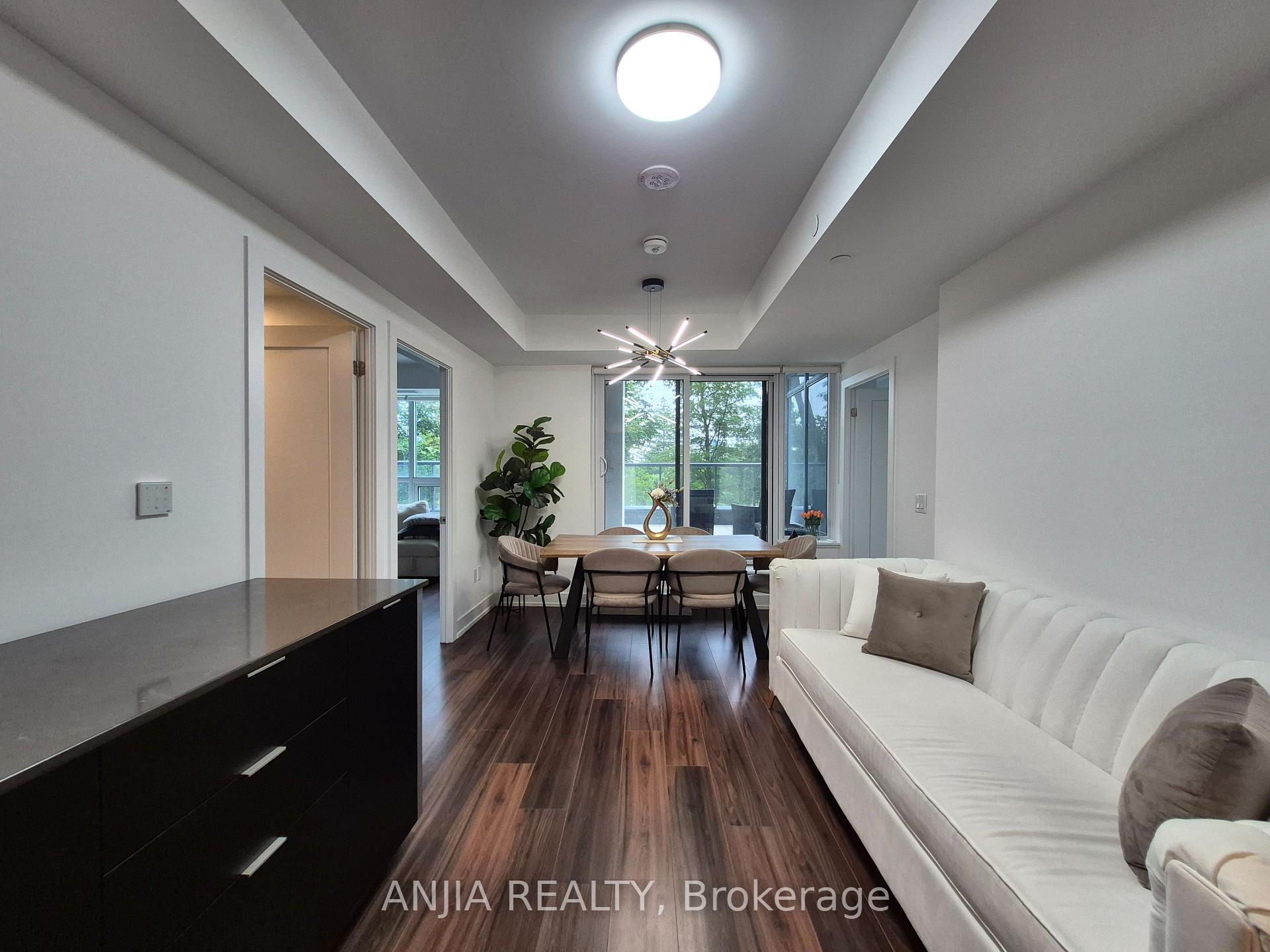 Photo 9 of Unit 321, 8 Cedarland Drive, Markham, Unionville — HOMEH