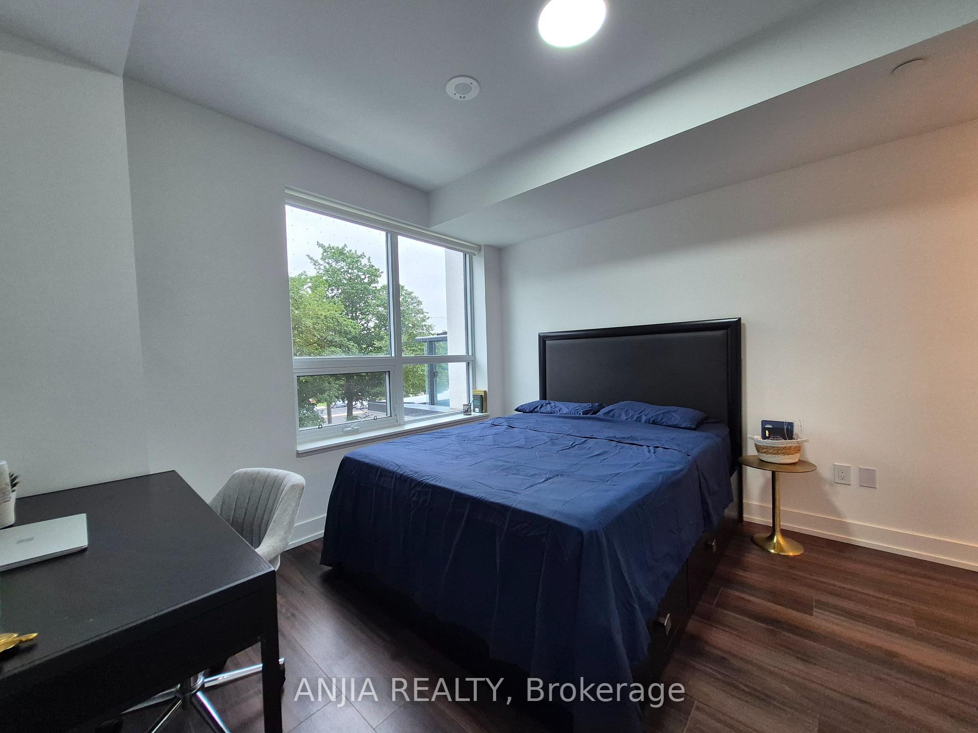 Photo 15 of Unit 321, 8 Cedarland Drive, Markham, Unionville — HOMEH