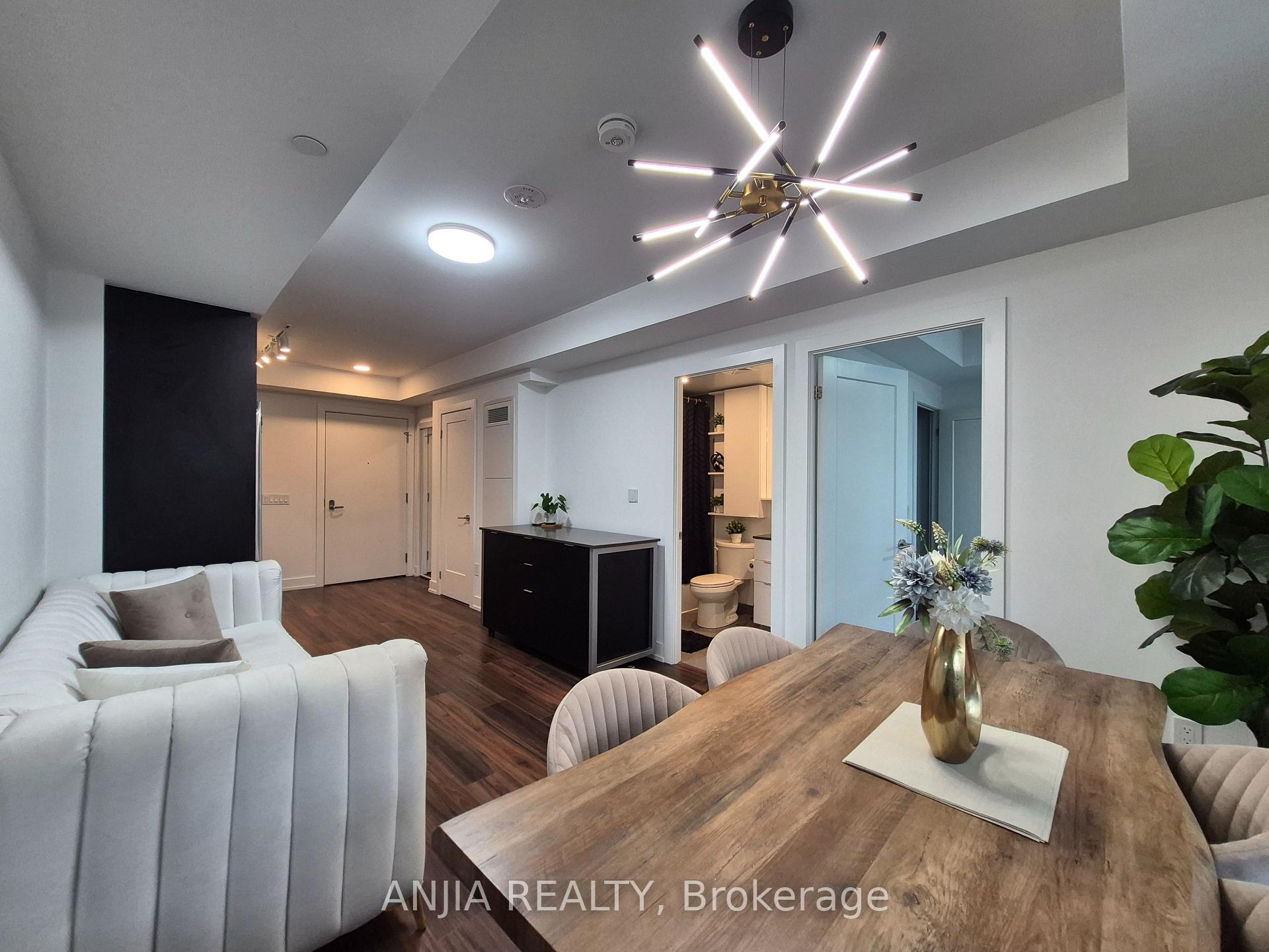 Photo 19 of Unit 321, 8 Cedarland Drive, Markham, Unionville — HOMEH
