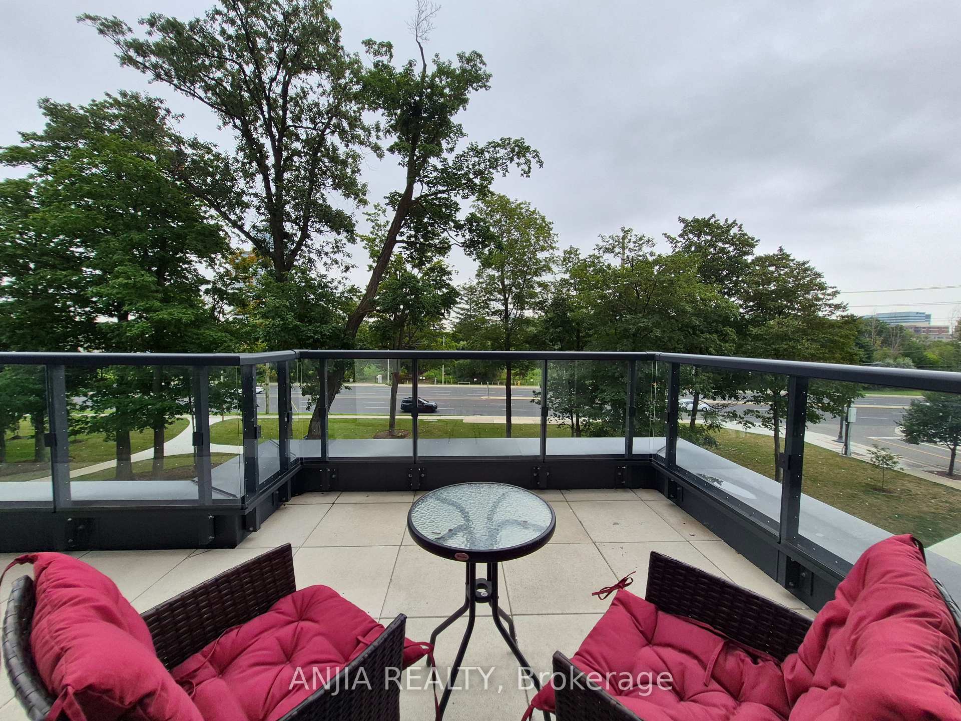 Photo 24 of Unit 321, 8 Cedarland Drive, Markham, Unionville — HOMEH