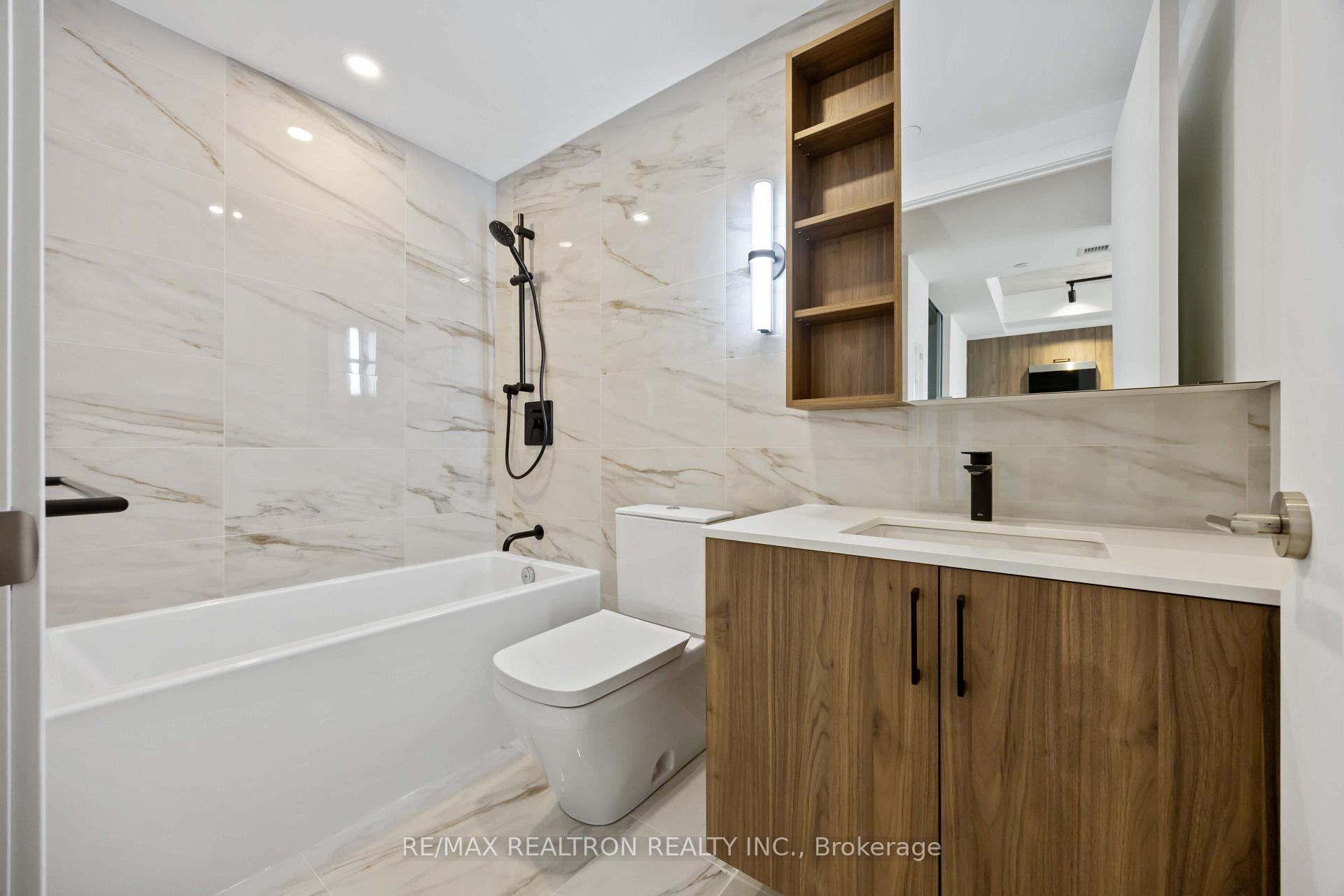 Photo 18 of 689 The Queensway, Etobicoke, Stonegate-Queensway — HOMEH
