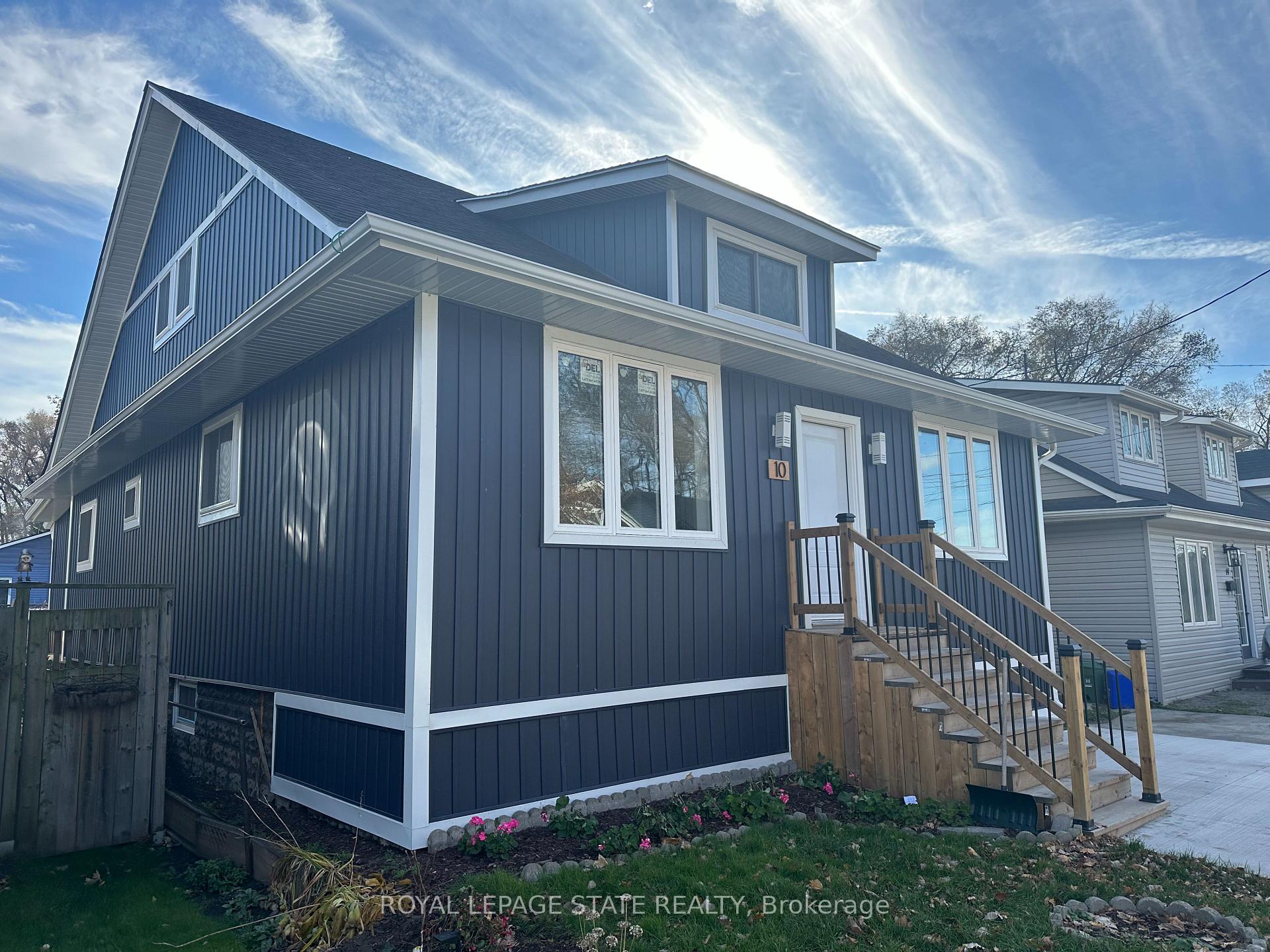 Photo 20 of Unit 1, 10 Comet Avenue, Hamilton, Hamilton Beach — HOMEH