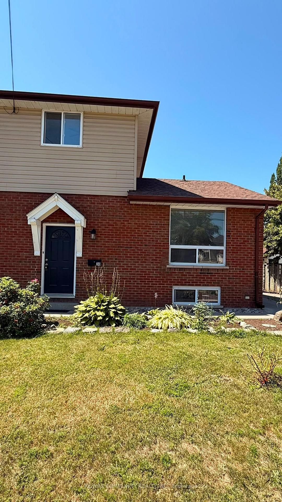 Photo 2 of 30 West Street, Quinte West, Trenton Ward — HOMEH