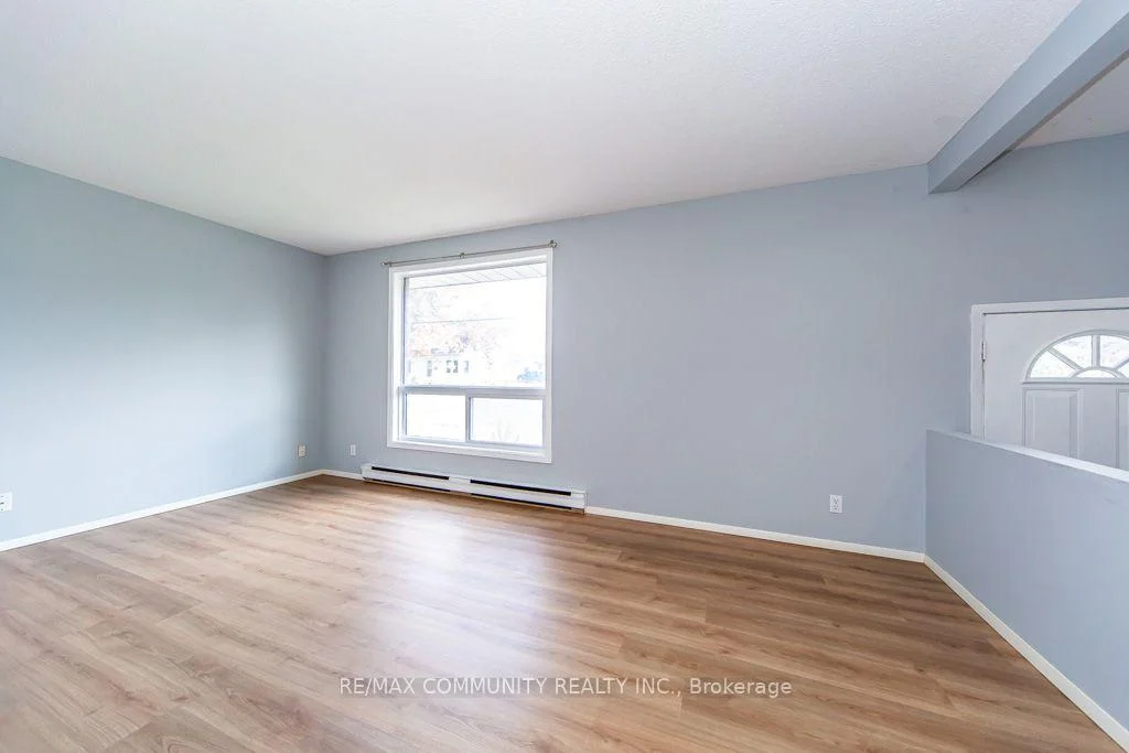 Photo 6 of 30 West Street, Quinte West, Trenton Ward — HOMEH