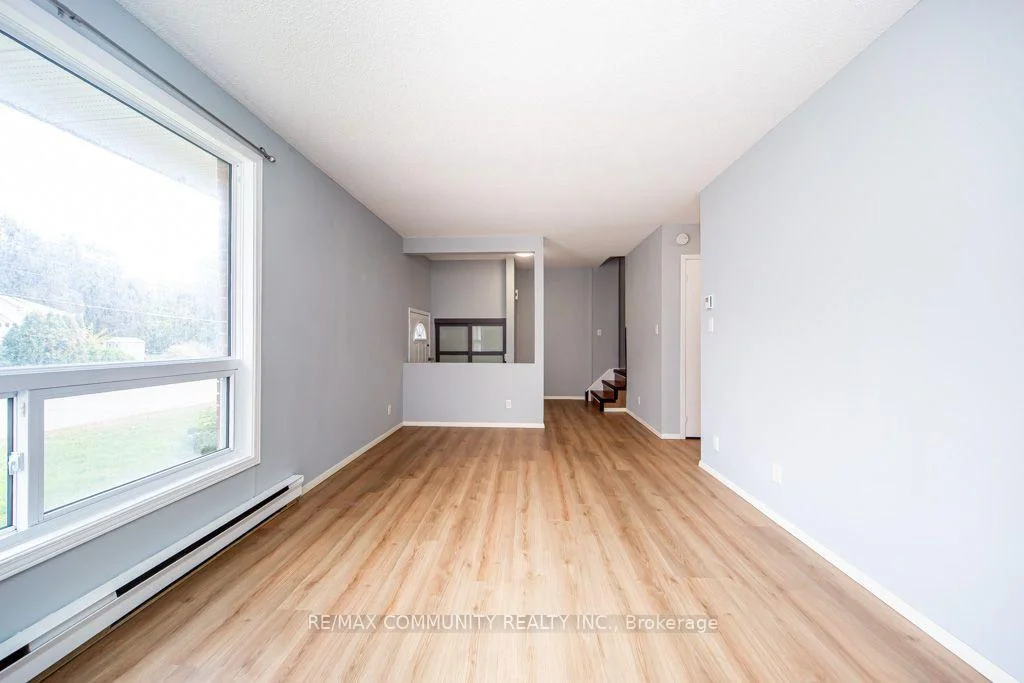 Photo 10 of 30 West Street, Quinte West, Trenton Ward — HOMEH