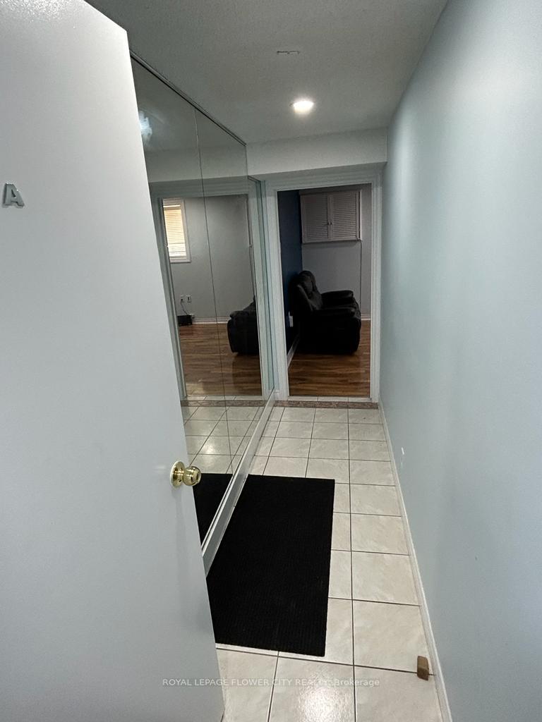 Photo 6 of Unit Bsmt, 4 Lascelles Blvd Drive, Brampton, Westgate — HOMEH
