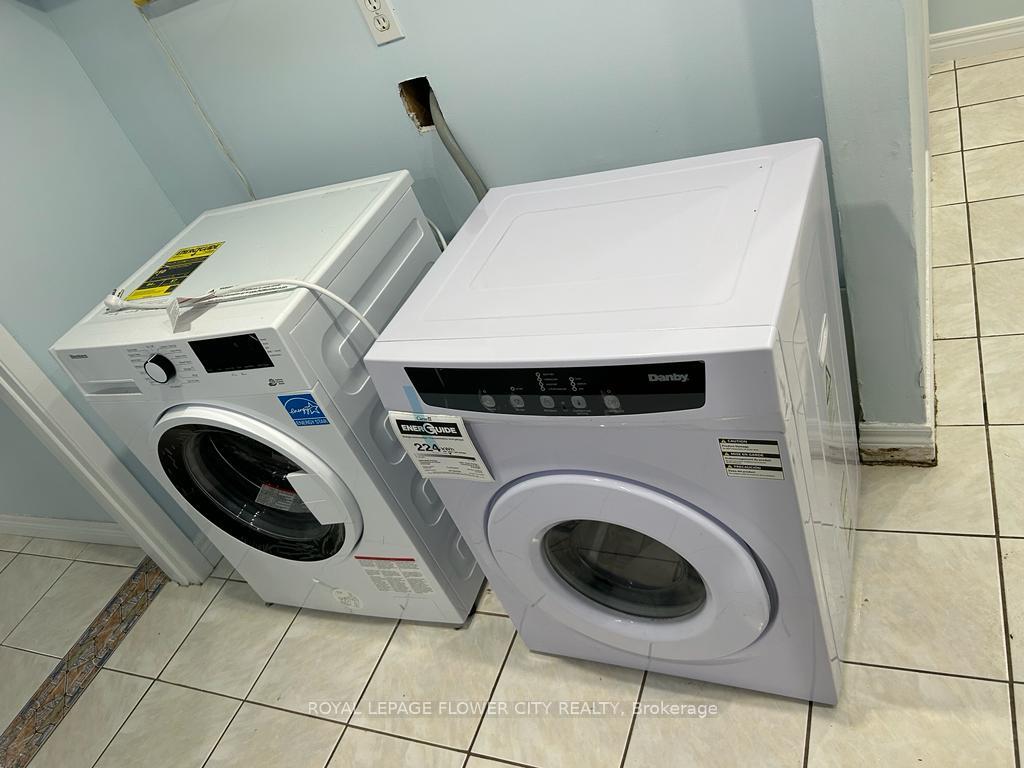 Photo 11 of Unit Bsmt, 4 Lascelles Blvd Drive, Brampton, Westgate — HOMEH