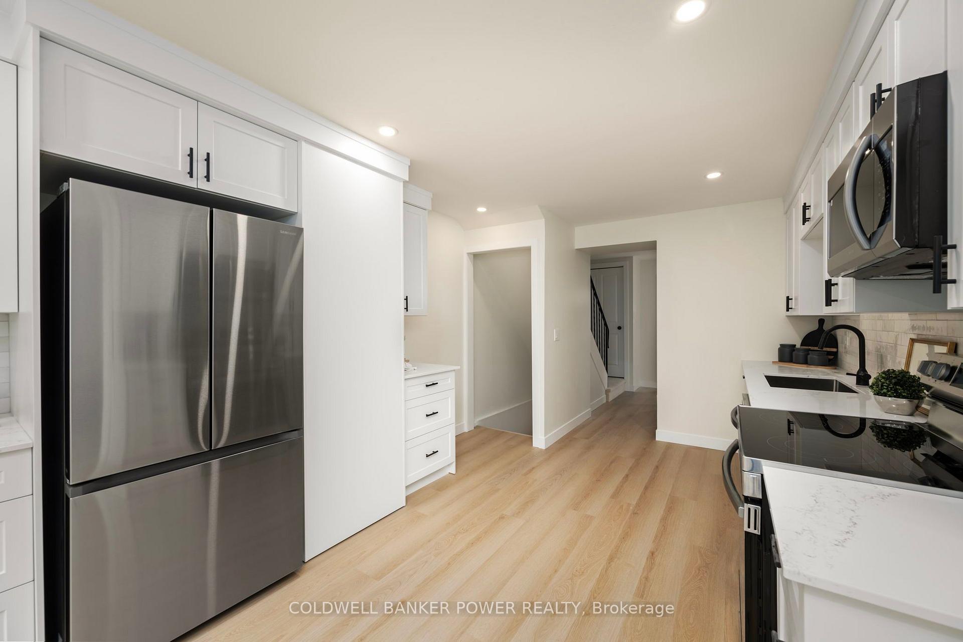 Photo 13 of Unit 27, 727 Wilkins Street, London, South R — HOMEH