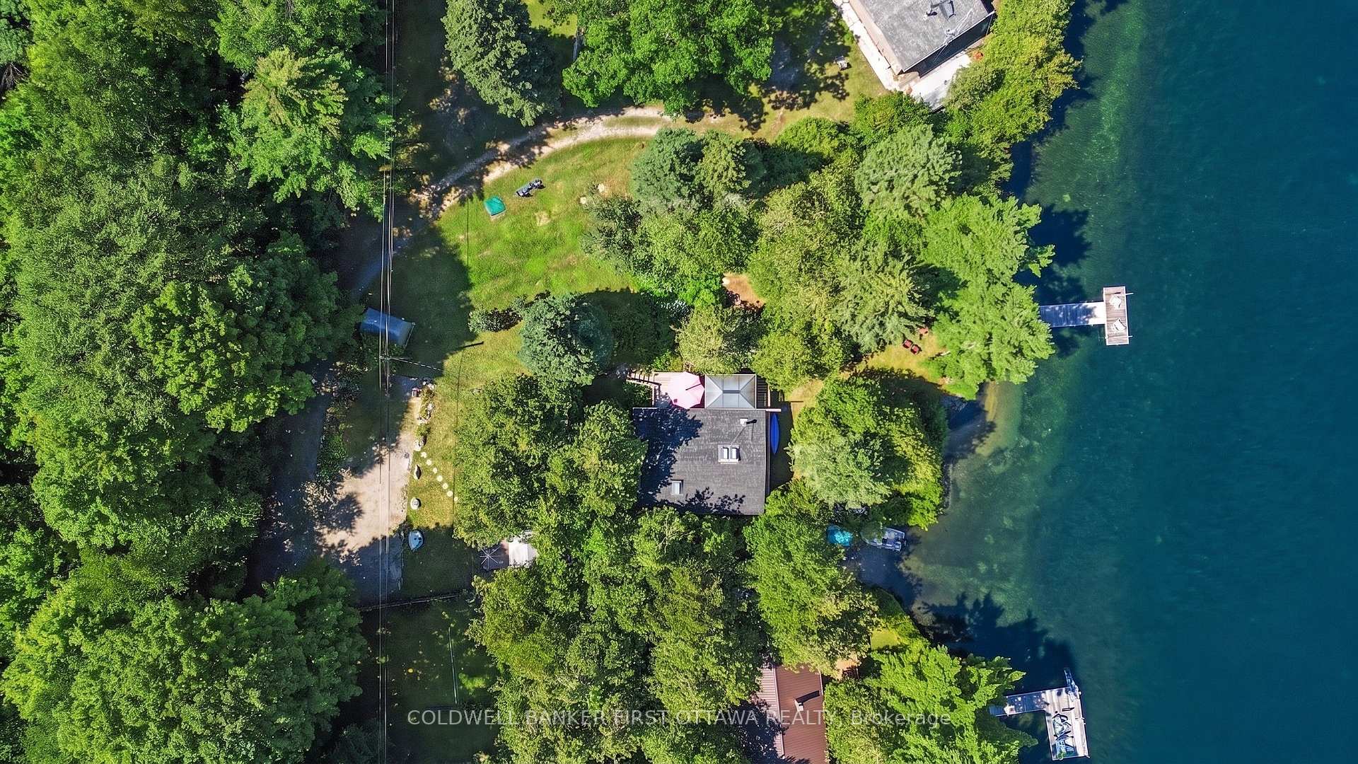 Photo of 440 Featherston Lane