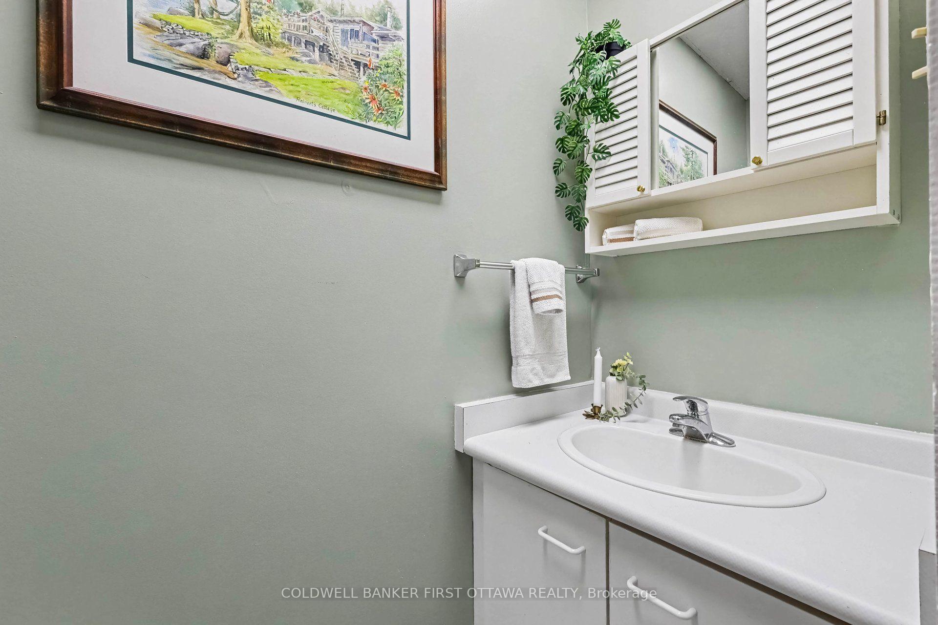 Photo 11 of 440 Featherston Lane, Tay Valley, Bathurst/Burgess & Sherbrooke (South Sherbrooke) Twp — HOMEH