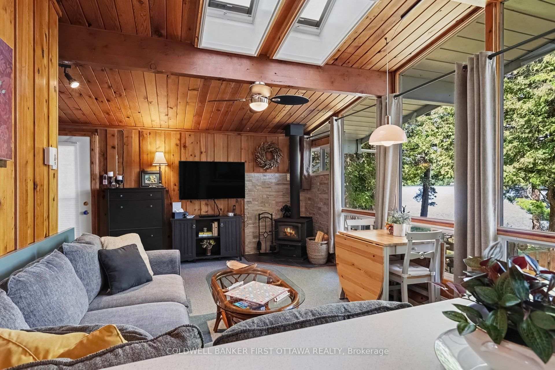 Photo 14 of 440 Featherston Lane, Tay Valley, Bathurst/Burgess & Sherbrooke (South Sherbrooke) Twp — HOMEH