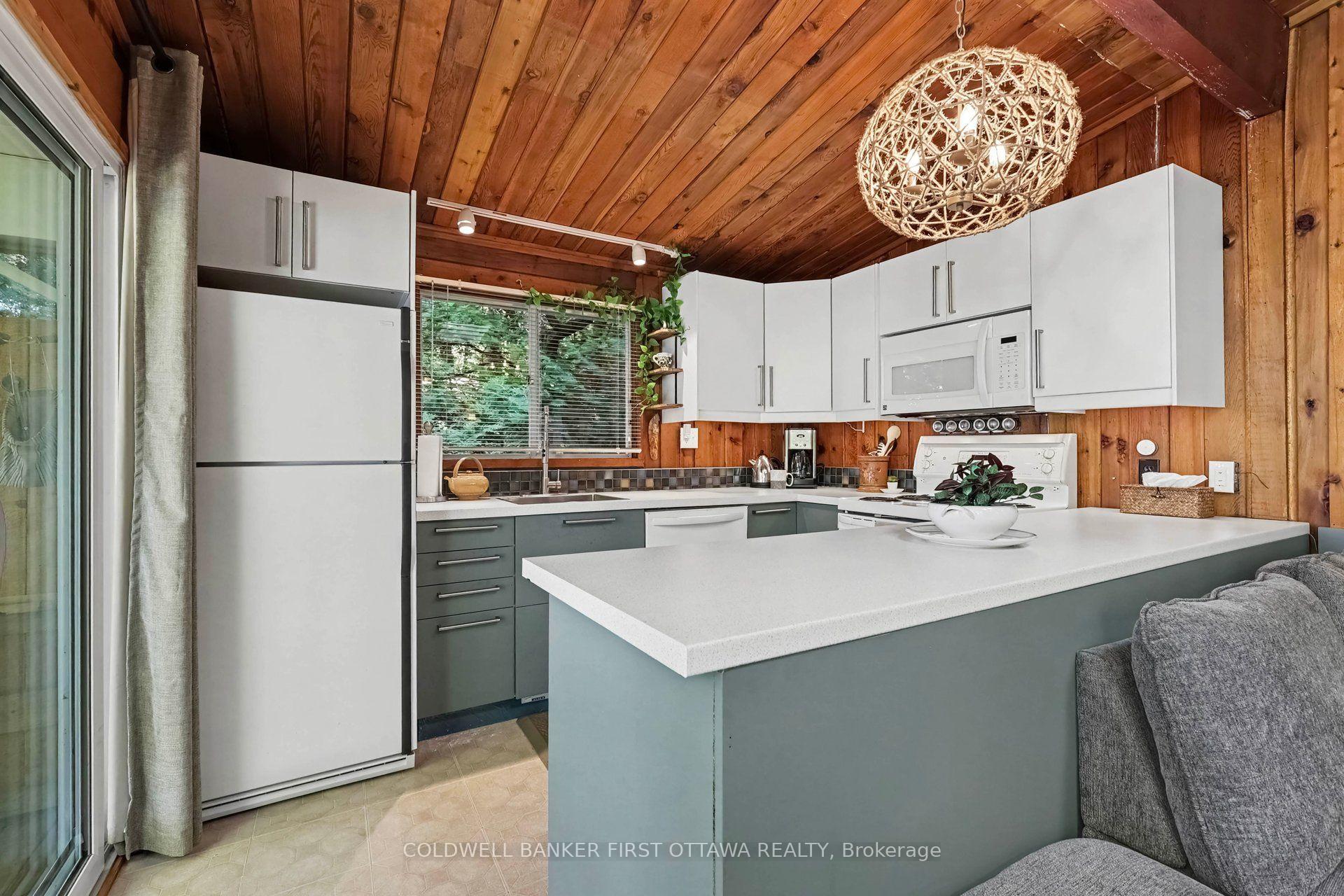 Photo 16 of 440 Featherston Lane, Tay Valley, Bathurst/Burgess & Sherbrooke (South Sherbrooke) Twp — HOMEH