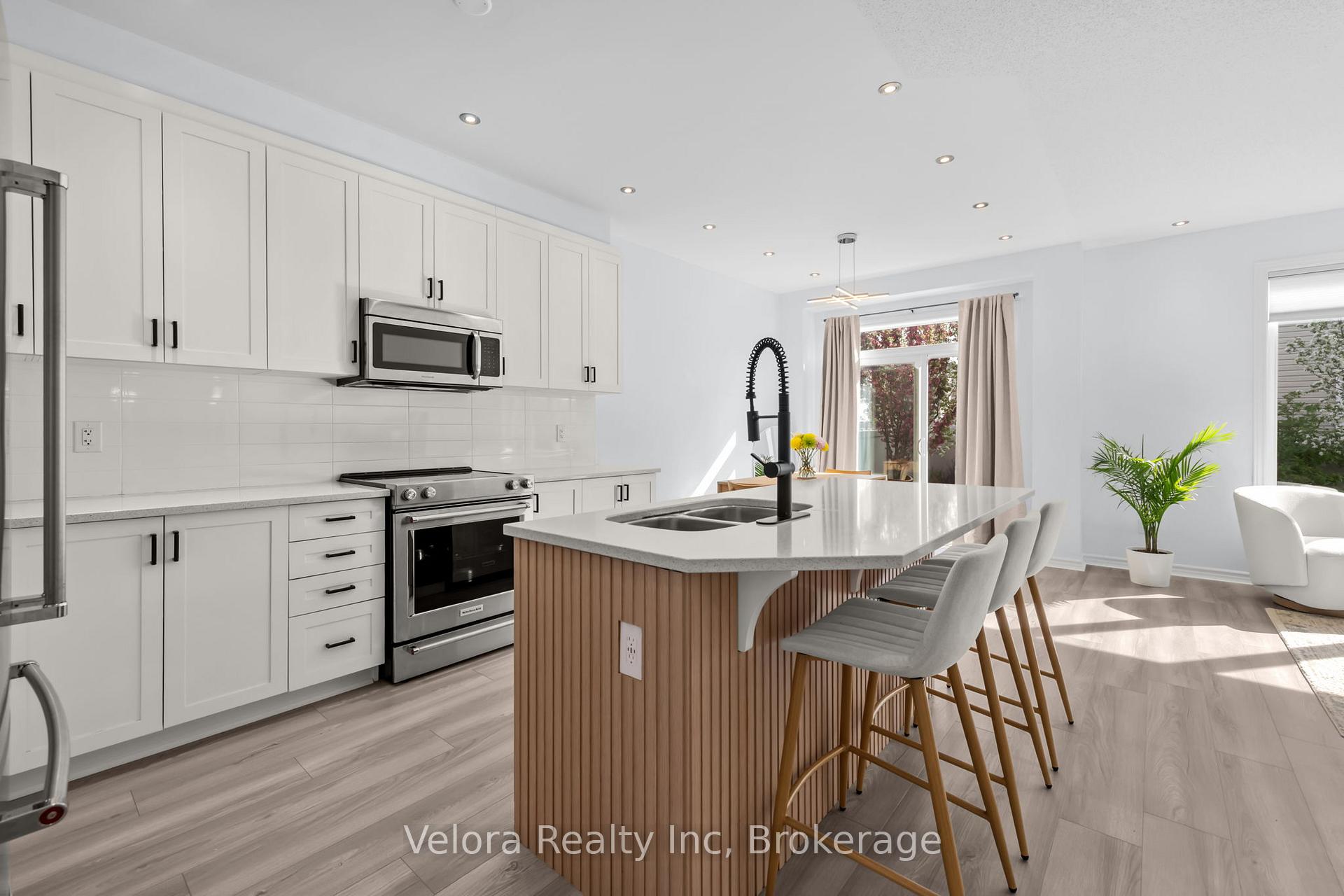 Photo 3 of 165 Santolina Street, Ottawa, Stittsville (North) — HOMEH