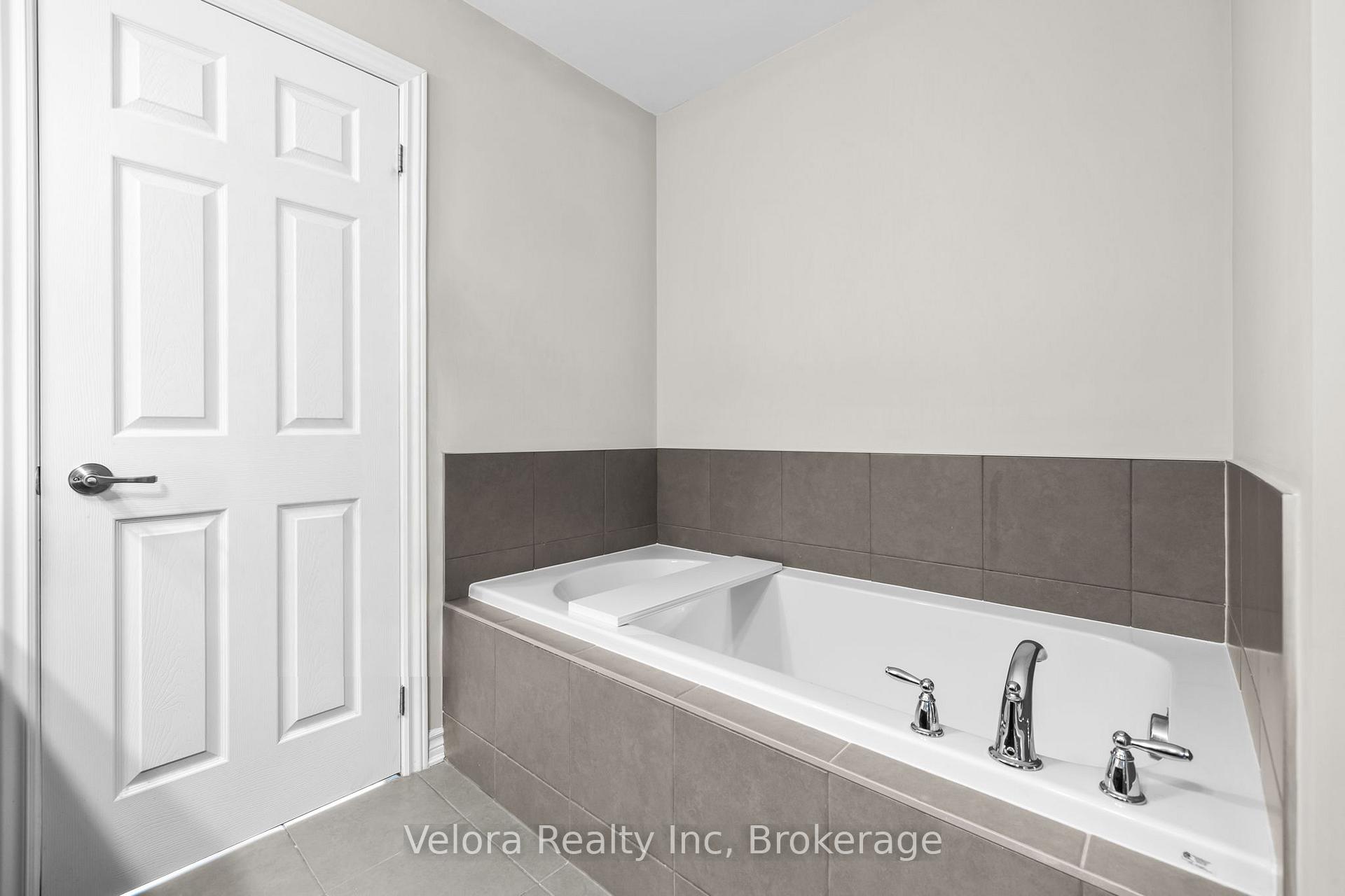 Photo 30 of 165 Santolina Street, Ottawa, Stittsville (North) — HOMEH